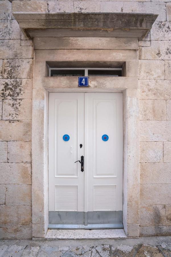 Old Town Makarska Apartments - Central Square Экстерьер фото