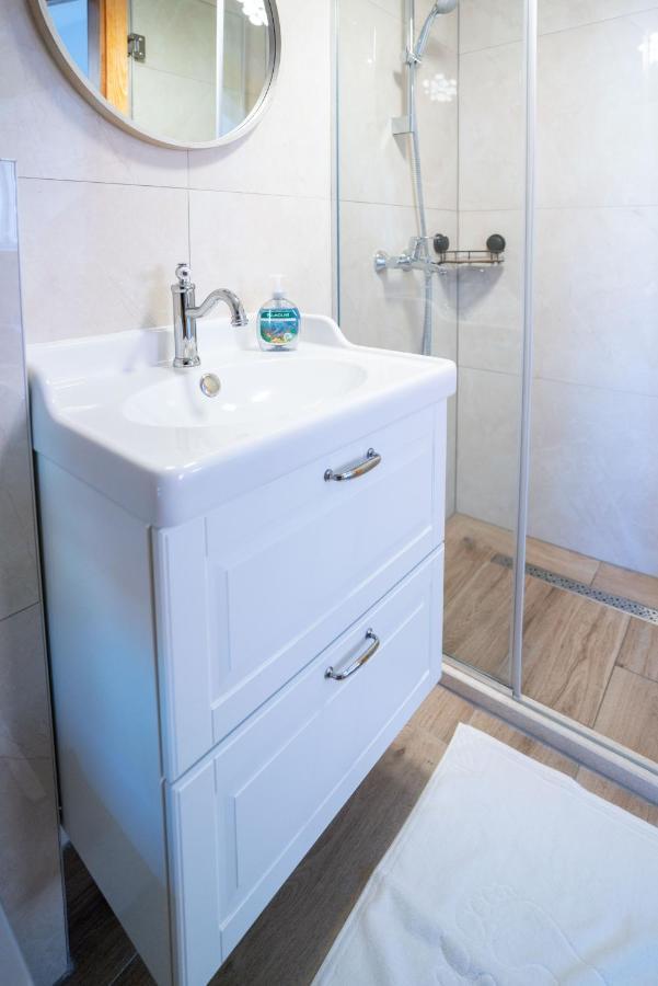 Old Town Makarska Apartments - Central Square Экстерьер фото